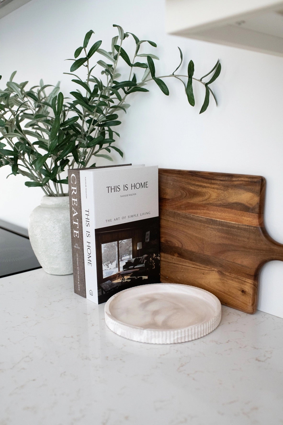 Fluted Round Tray