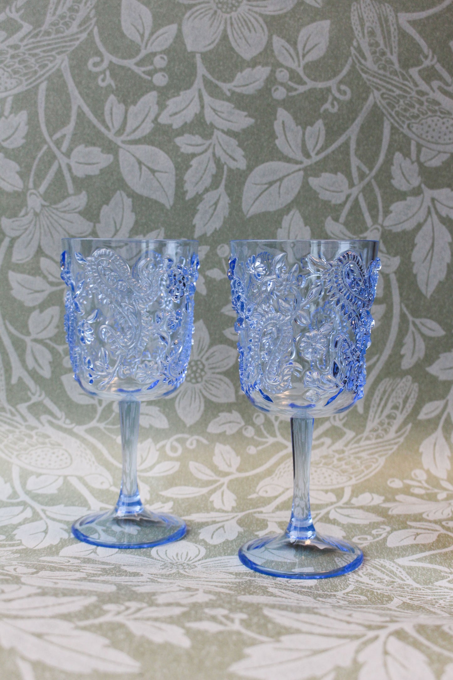 Paisley Wine Glass Set