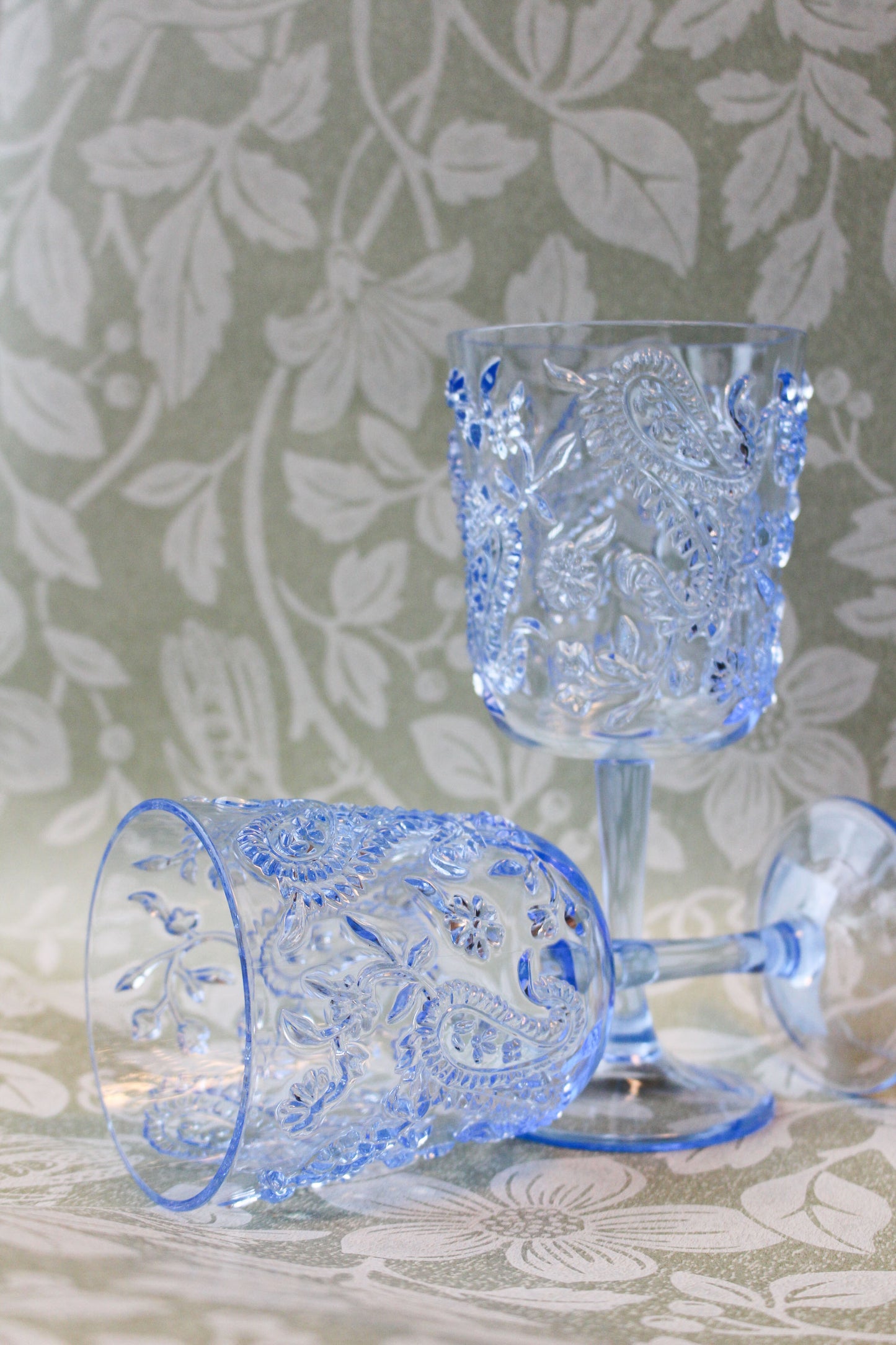 Paisley Wine Glass Set