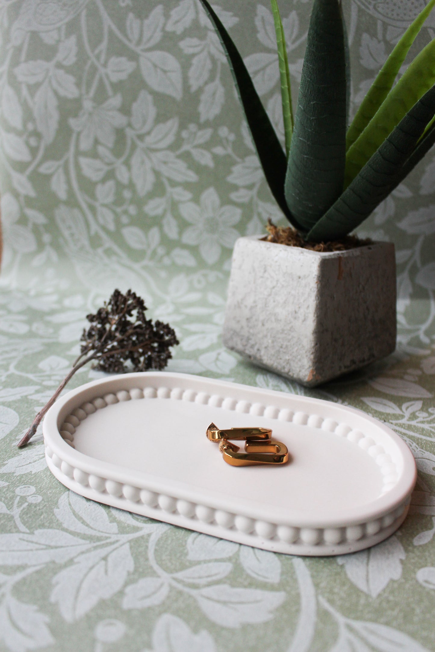 Bubbled Edge Jewelry Tray