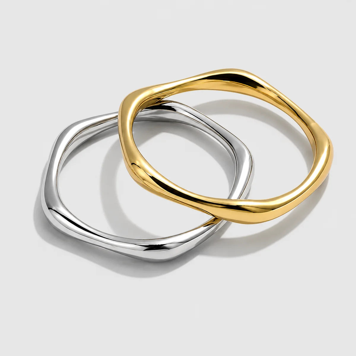 Two-Tone Wavy Ring Duo