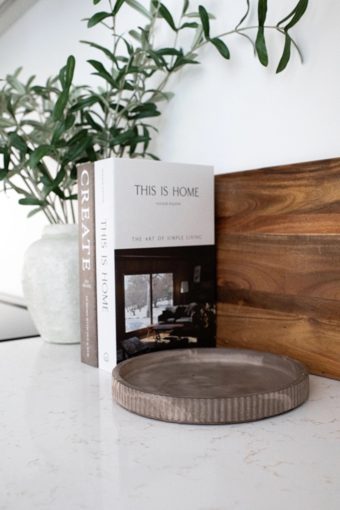 Fluted Round Tray